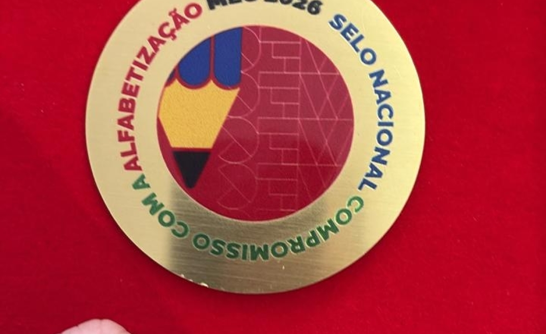 Guia Lopes da Laguna é Ouro: Compromisso com a Educação Reconhecido Nacionalm...